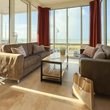 Premium Beachfront With Balcony بيت للعطل إغموند آن زي