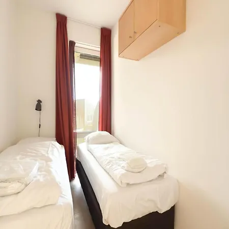 Premium Beachfront With Balcony * إغموند آن زي